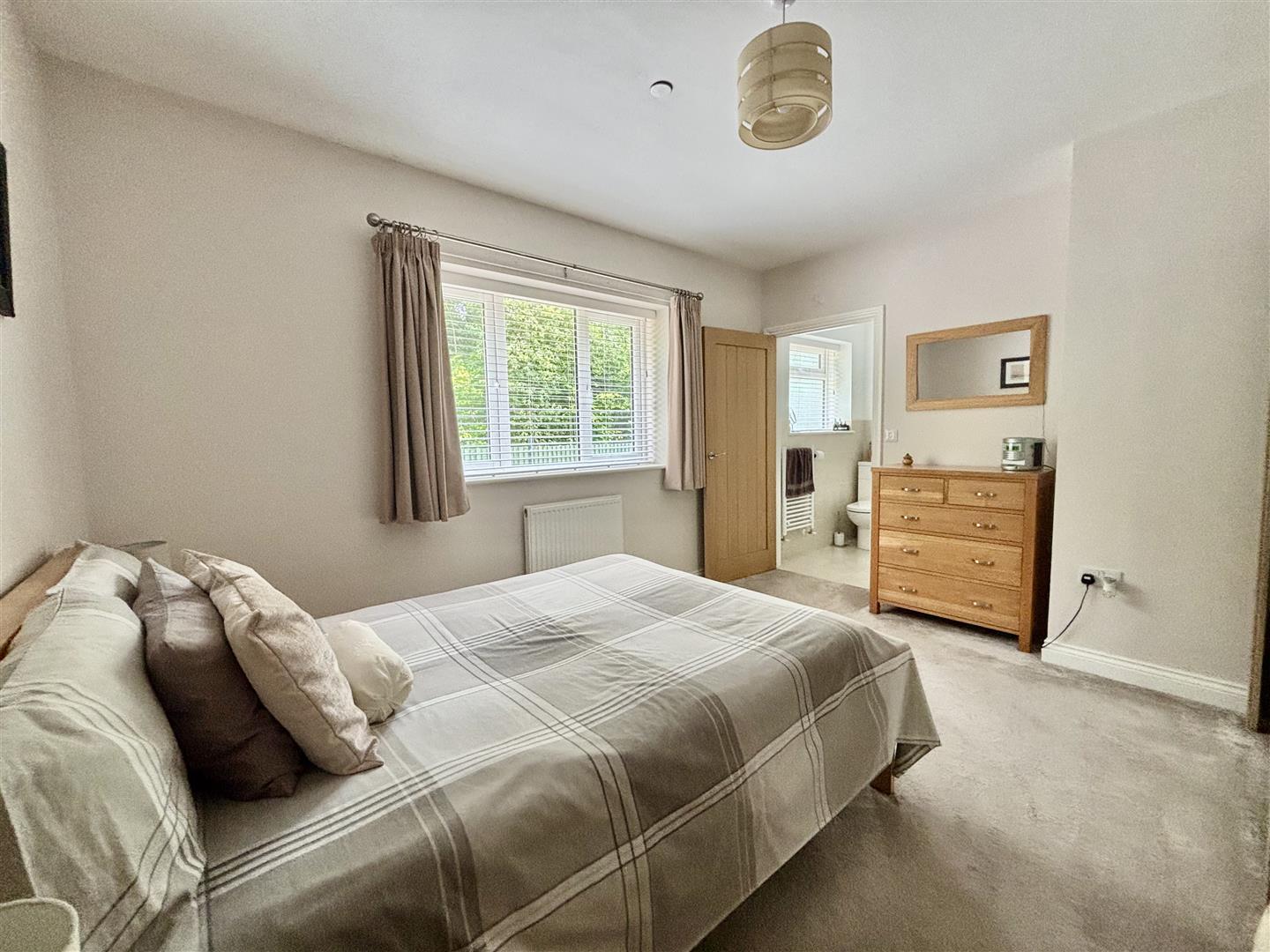 Voylart Close, Dunvant, Swansea